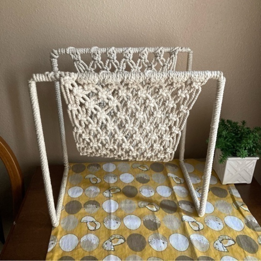 Ivory macrame magazine holder/rack